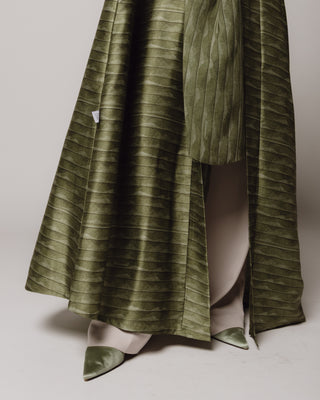 Ivy in Green - A line
